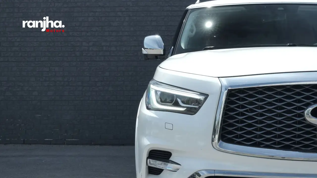 Infiniti QX80 снимка Infiniti QX80