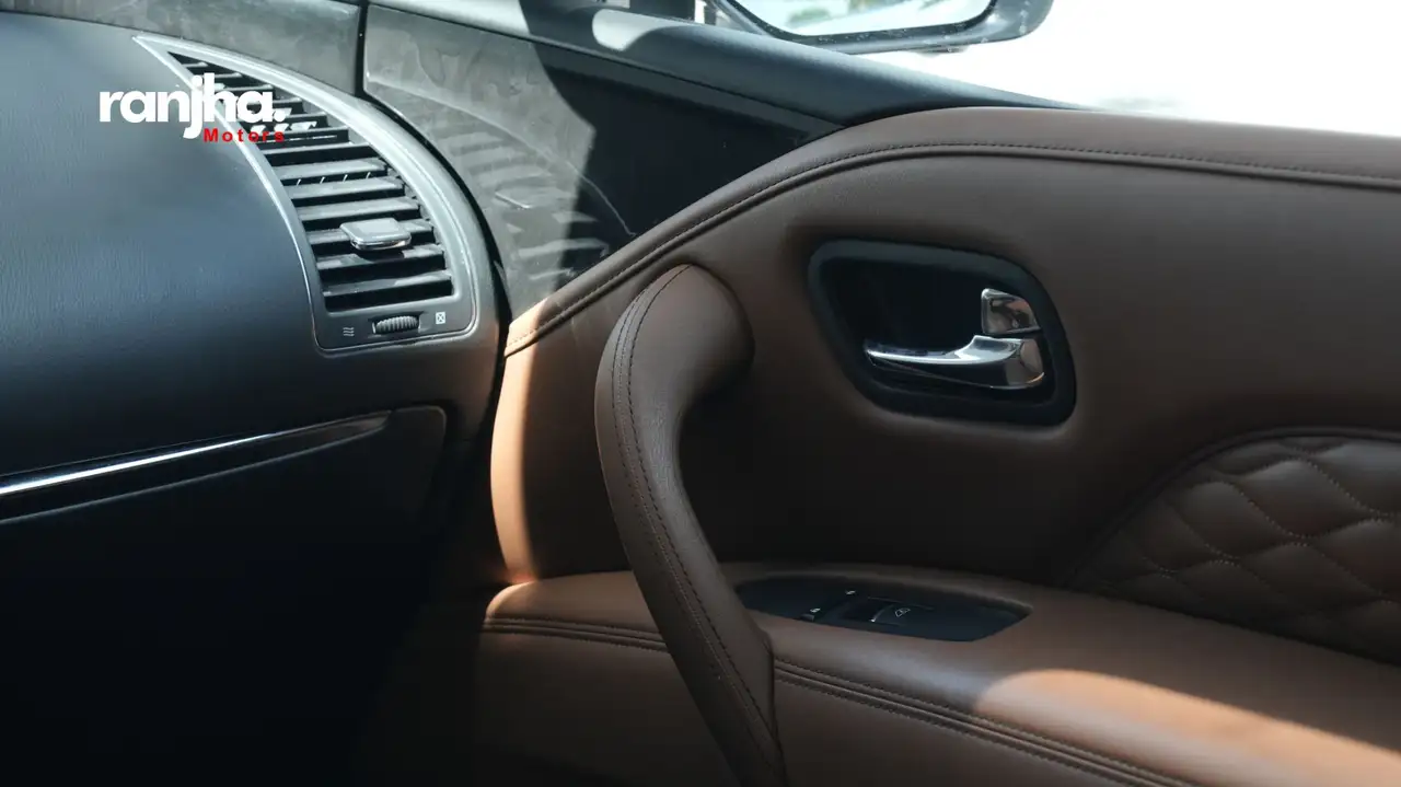 Infiniti QX80 снимка Infiniti QX80