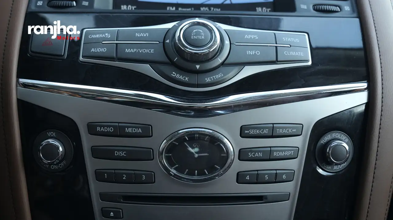 Infiniti QX80 снимка Infiniti QX80