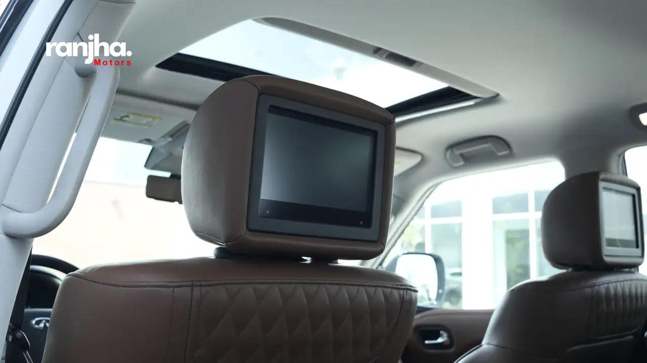 Infiniti QX80 снимка Infiniti QX80