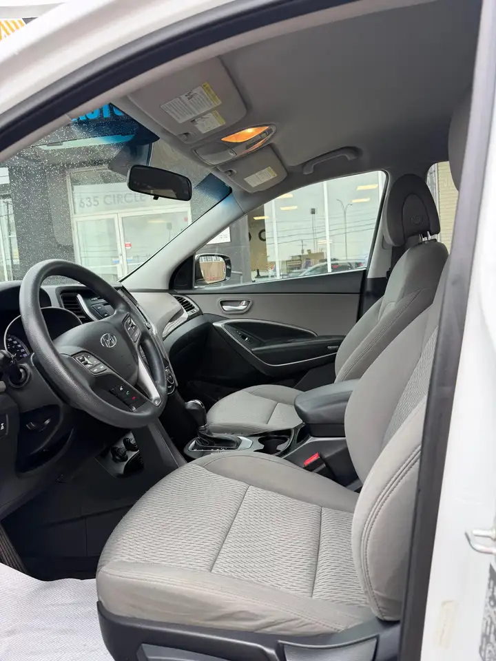 Hyundai SANTA FE снимка Hyundai SANTA FE