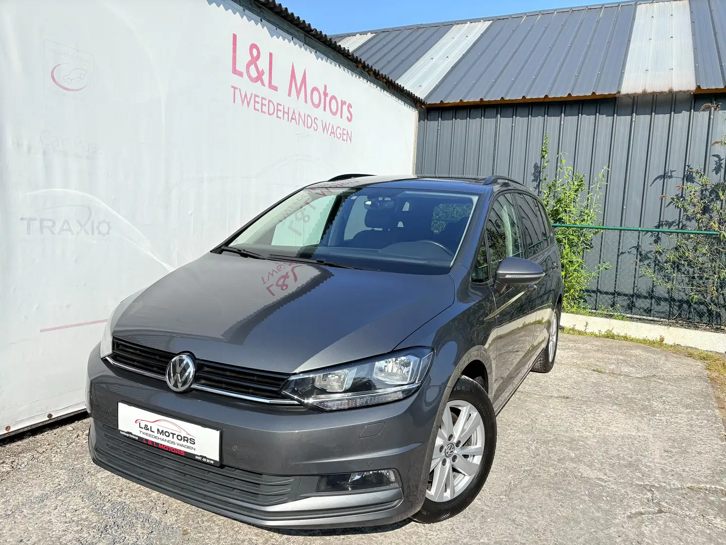 Volkswagen Touran 1.5TSI ACT Trendline DSG*7Plaats Panodak Acc* Grau - 1
