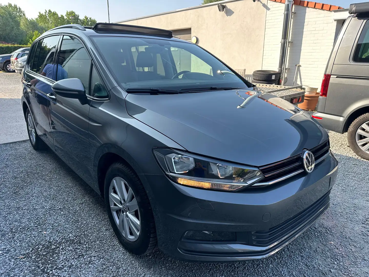 Volkswagen Touran 1.5TSI ACT Trendline DSG*7Plaats Panodak Acc* Gris - 1