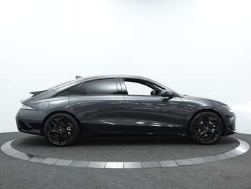 6 Business 77kWh RWD MY25 /
