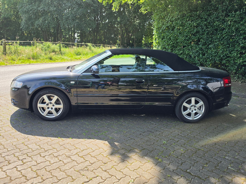 Audi A4 Cabrio 1.8 T *2.HD*Leder*Klimaut*Sitzh*Tempom — photo 11