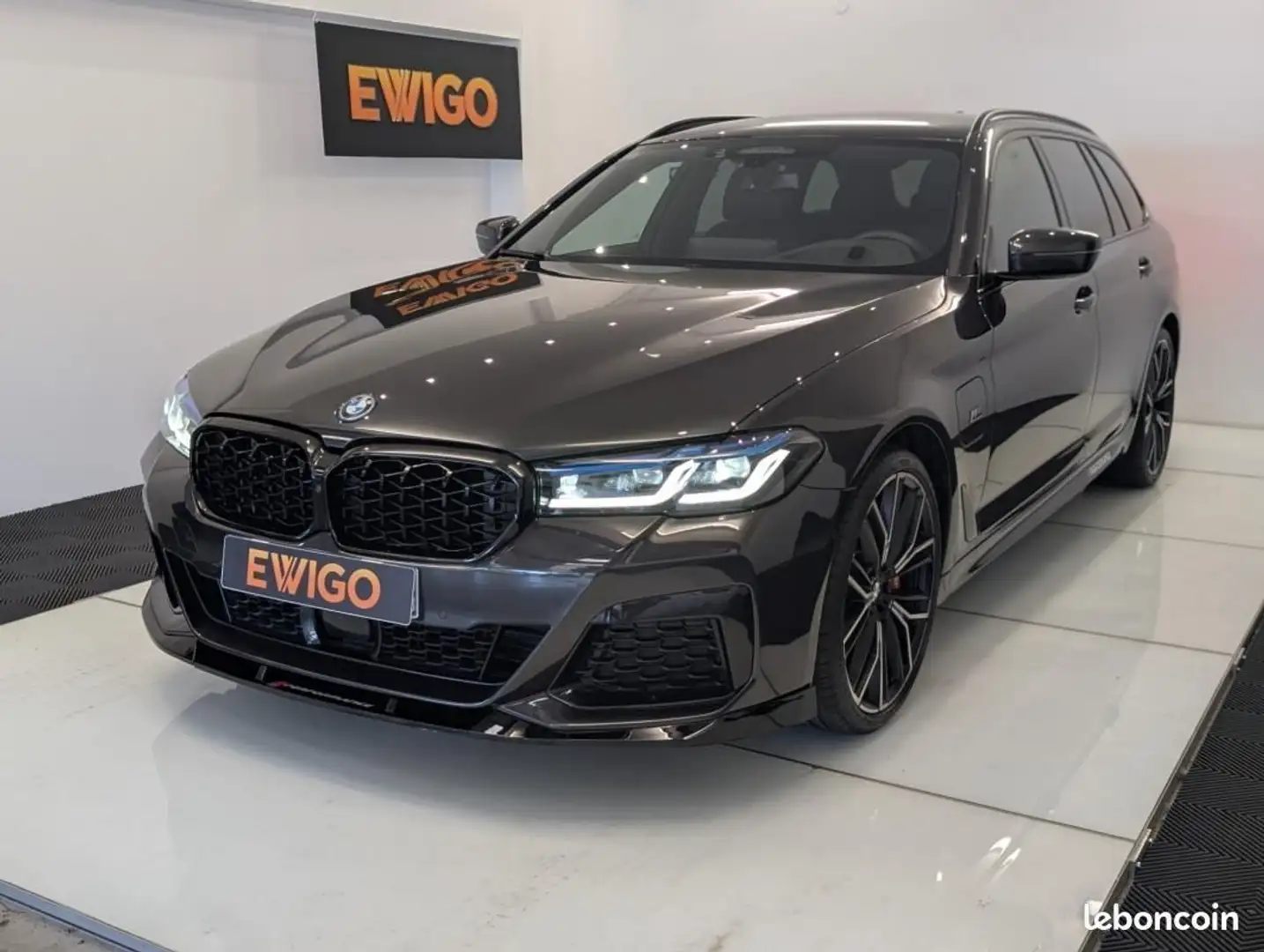 BMW 530 Touring (G31 LCI) 530e xDrive M-SPORT PRO 292ch Gris - 1