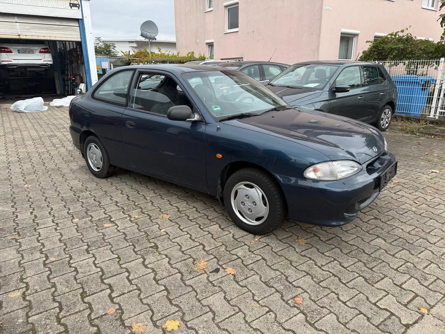 Hyundai ACCENT Accent 1.3i LS Tüv bis 03.27 Blau - 2