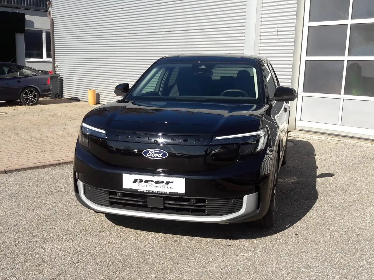 Ford Explorer EXPLORER PREMIUM AWD Schwarz - 2