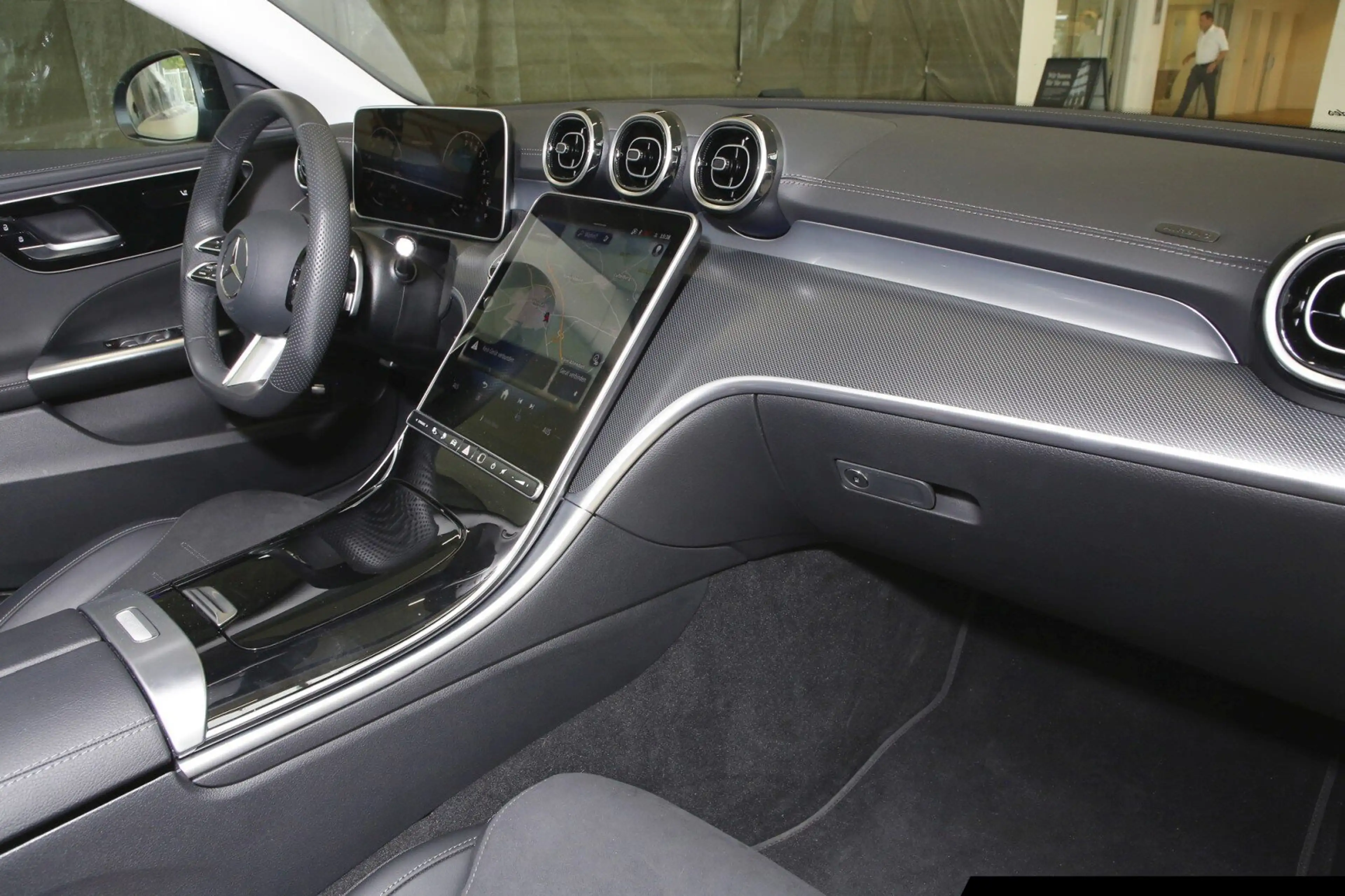 Mercedes-Benz C 300 C 300 e T AMG/LED/Totw./Night/Winterpaket/ — photo 7