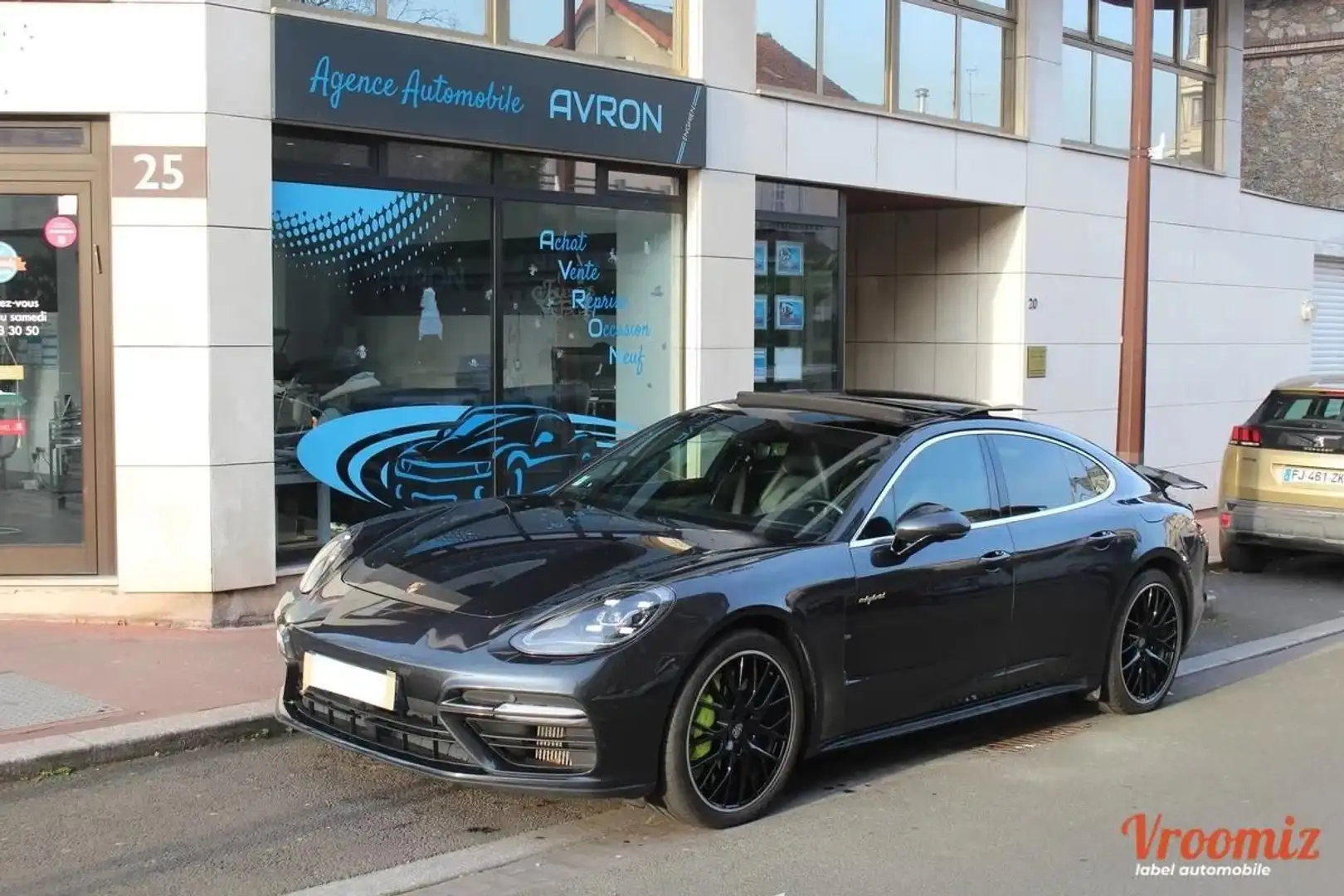 Porsche Panamera II TURBO S E-HYBRID 680 CH Gris - 1