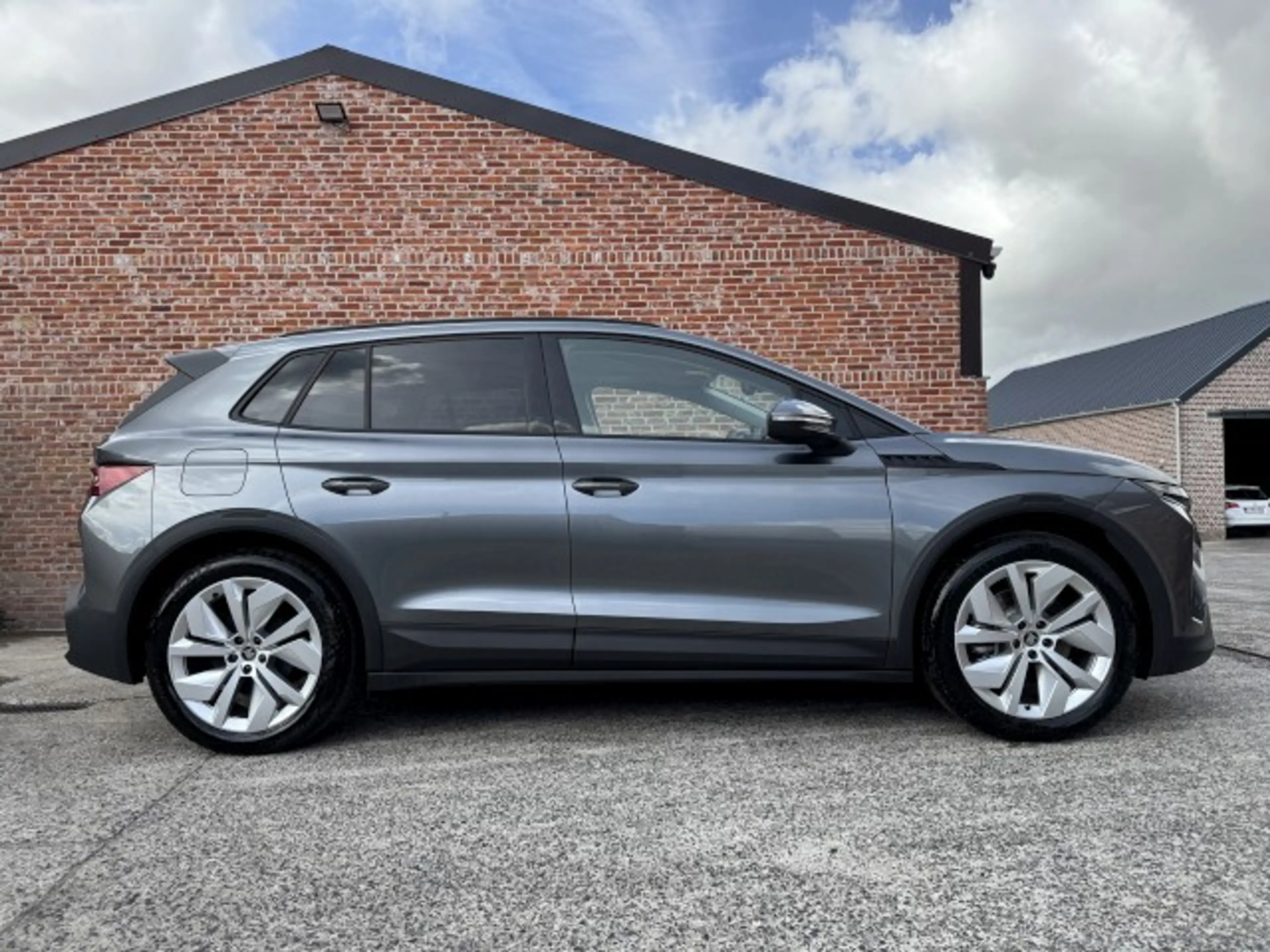 Skoda Elroq Skoda Elroq 60 "NIEUW" design Loft/61kWh/140kW/RANGE 440km! — photo 3