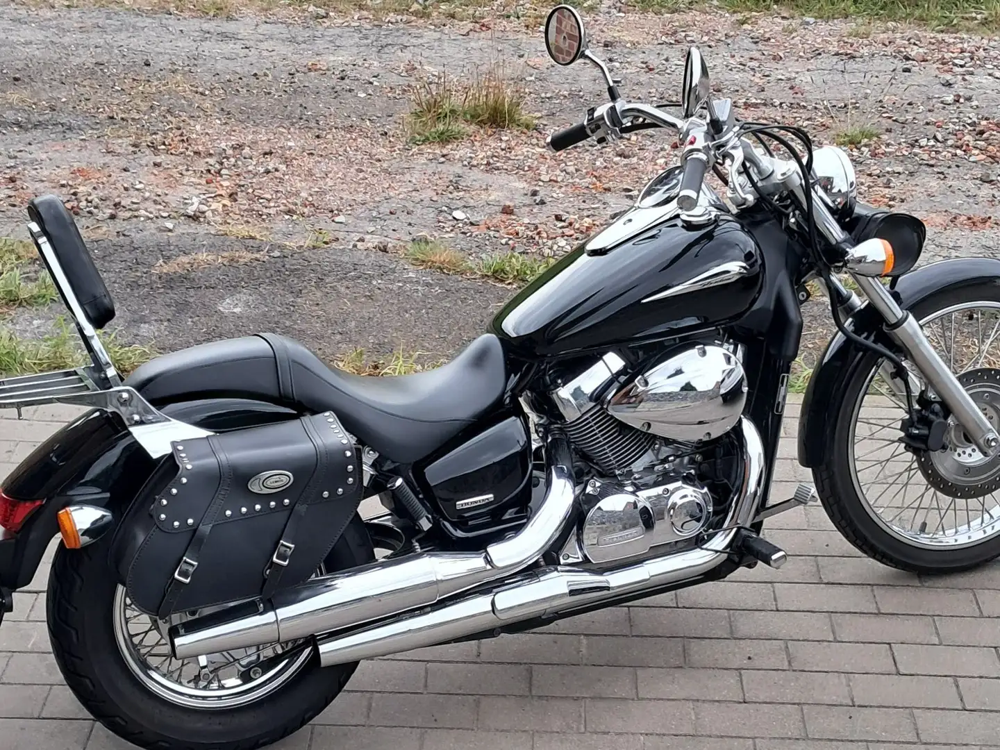 Honda Shadow 750 Чорний - 1
