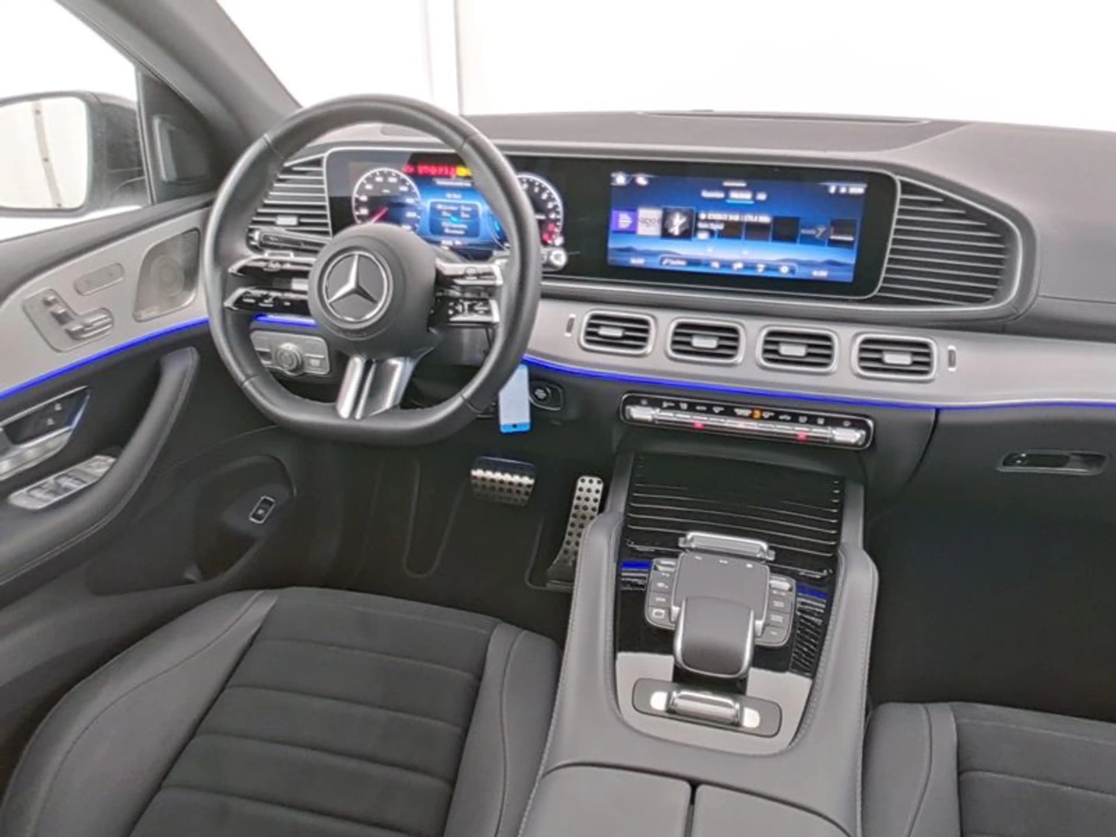 Mercedes-Benz GLE 350 de 4M Coupé AMG|MBEAM|PANO|BURM3D|360 — photo 7