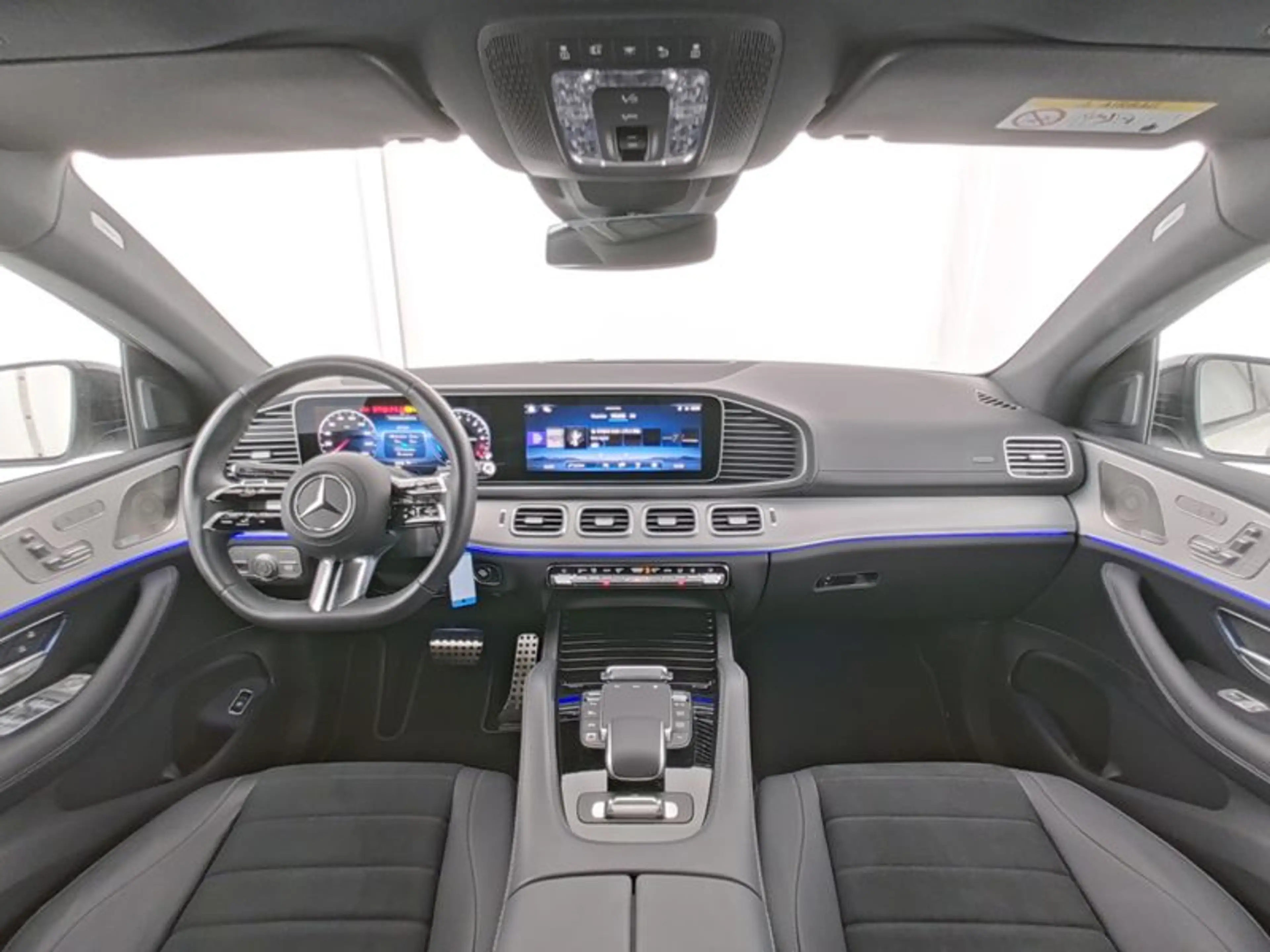Mercedes-Benz GLE 350 de 4M Coupé AMG|MBEAM|PANO|BURM3D|360 — photo 8
