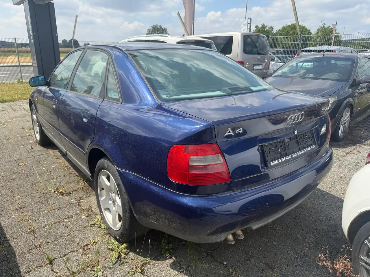 Audi A4 1.9 TDI S-Line 1 Hand, foto 2