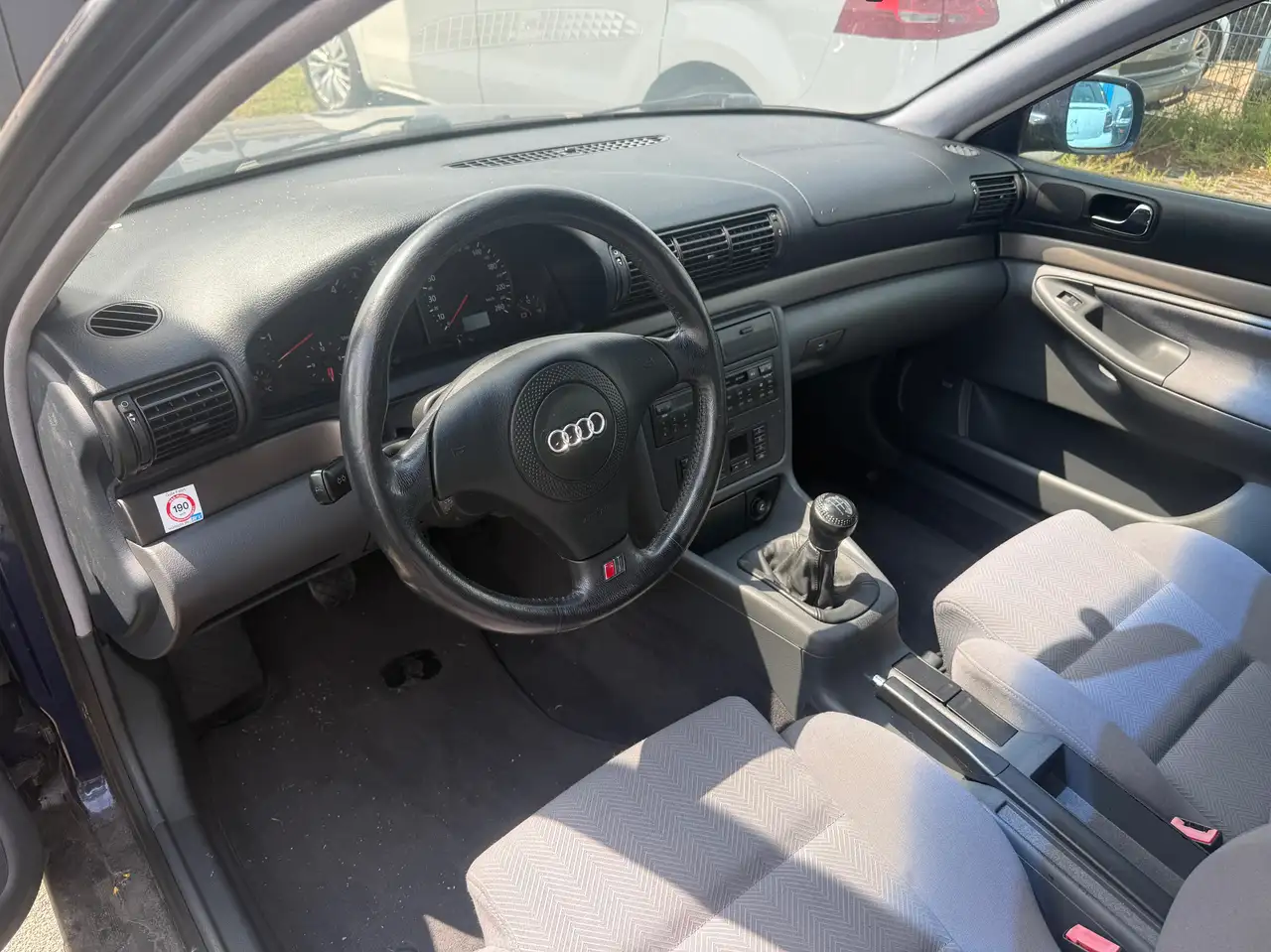 Audi A4 1.9 TDI S-Line 1 Hand, foto 6