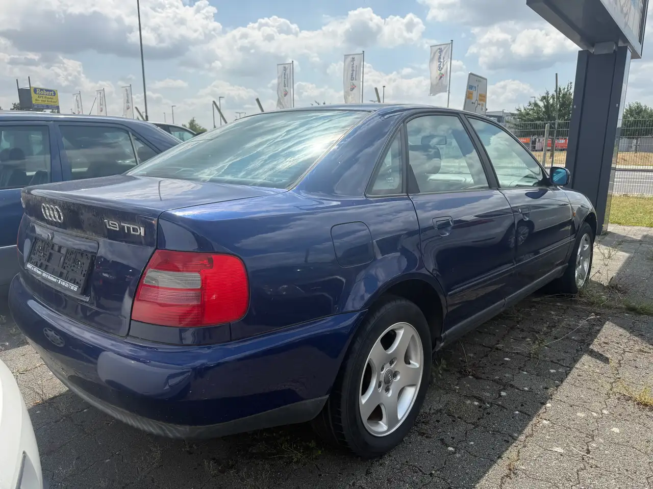 Audi A4 1.9 TDI S-Line 1 Hand, foto 3