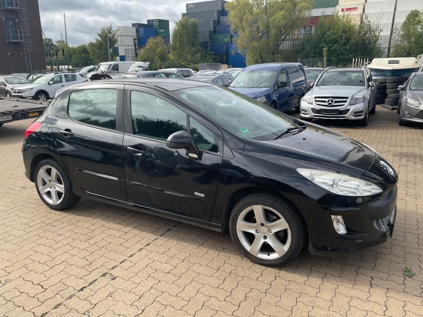 Peugeot 308 Navteq *UNFALL* Schwarz - 2