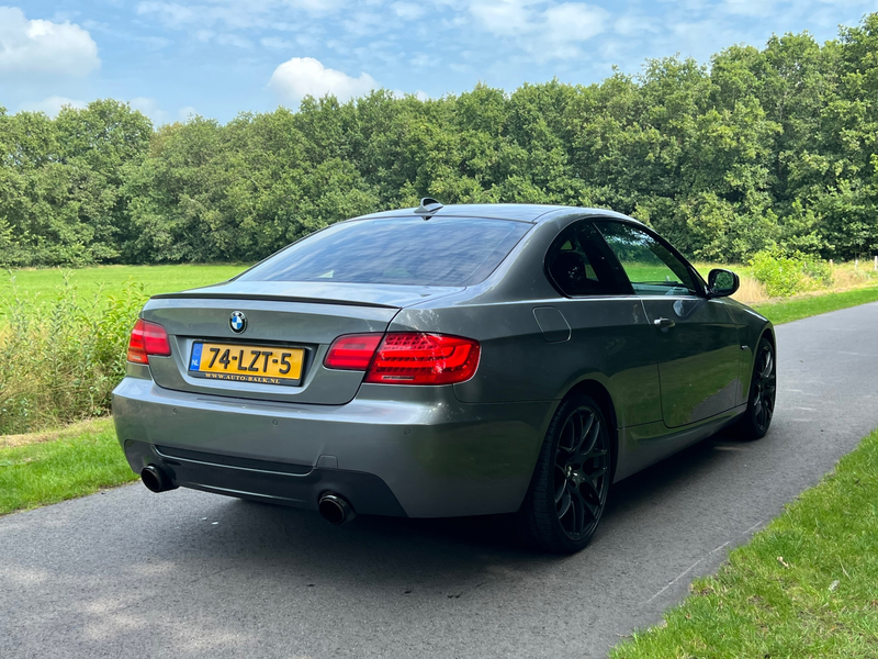 BMW 335 3-serie Coupé 335xi High Executive Coupe — photo 4
