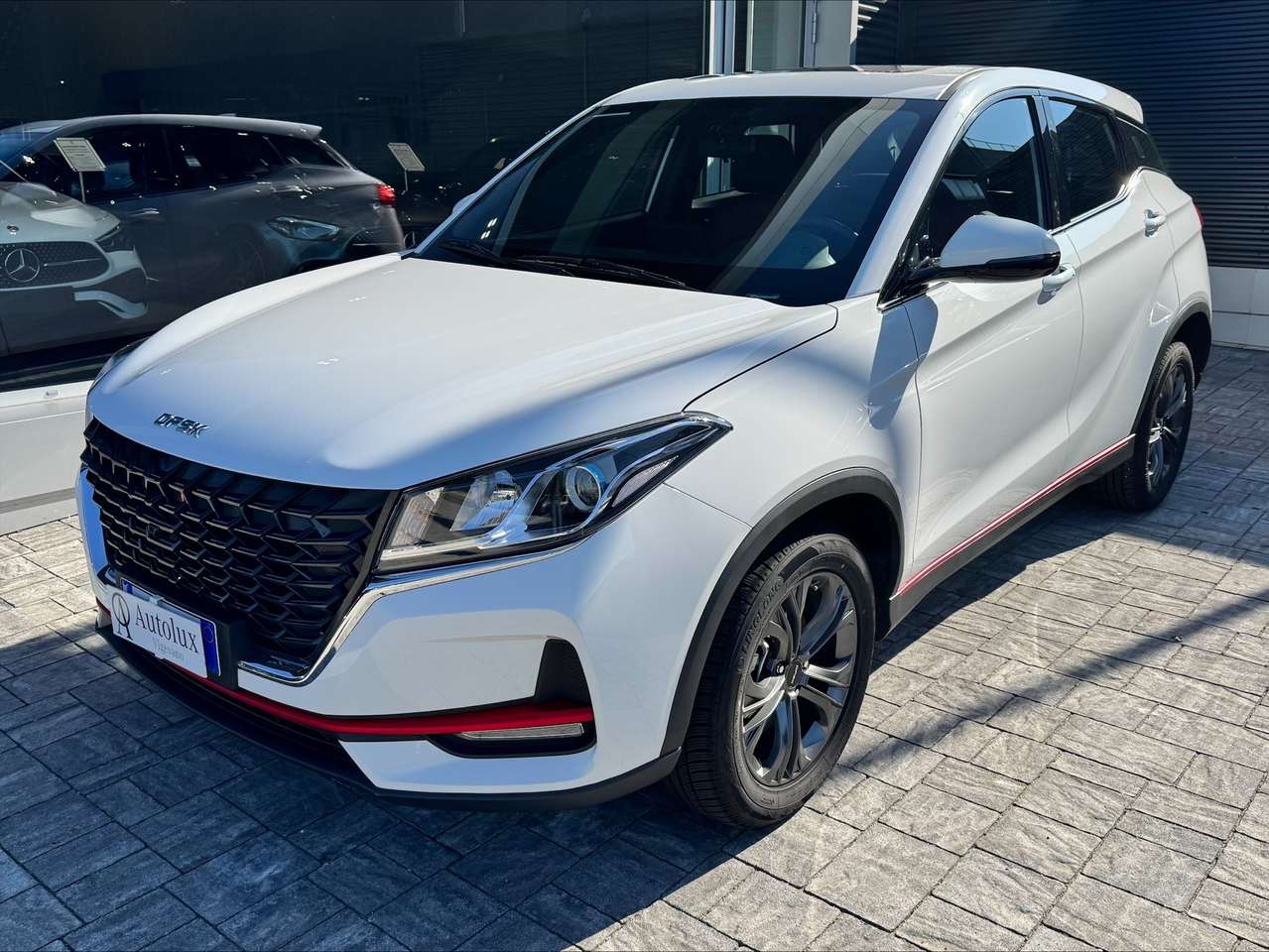 DFSK Glory 580 Glory  500 500 1.5 Luxury cvt