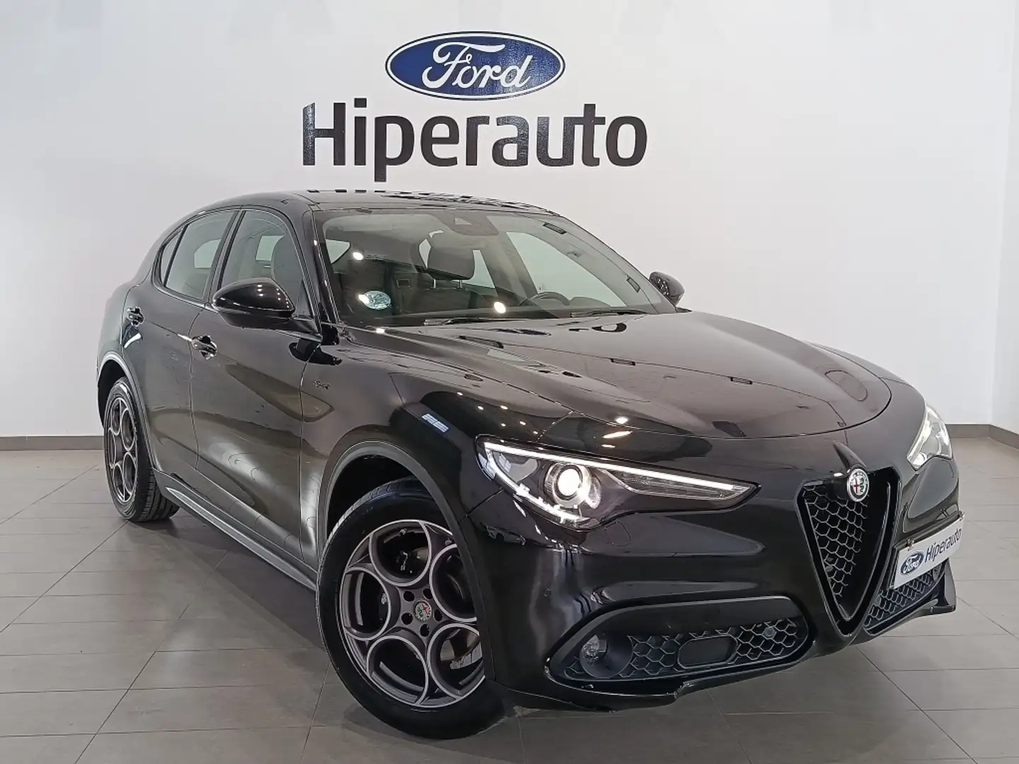 Alfa Romeo Stelvio 2.2 Sprint Q4 190 Aut. Noir - 1