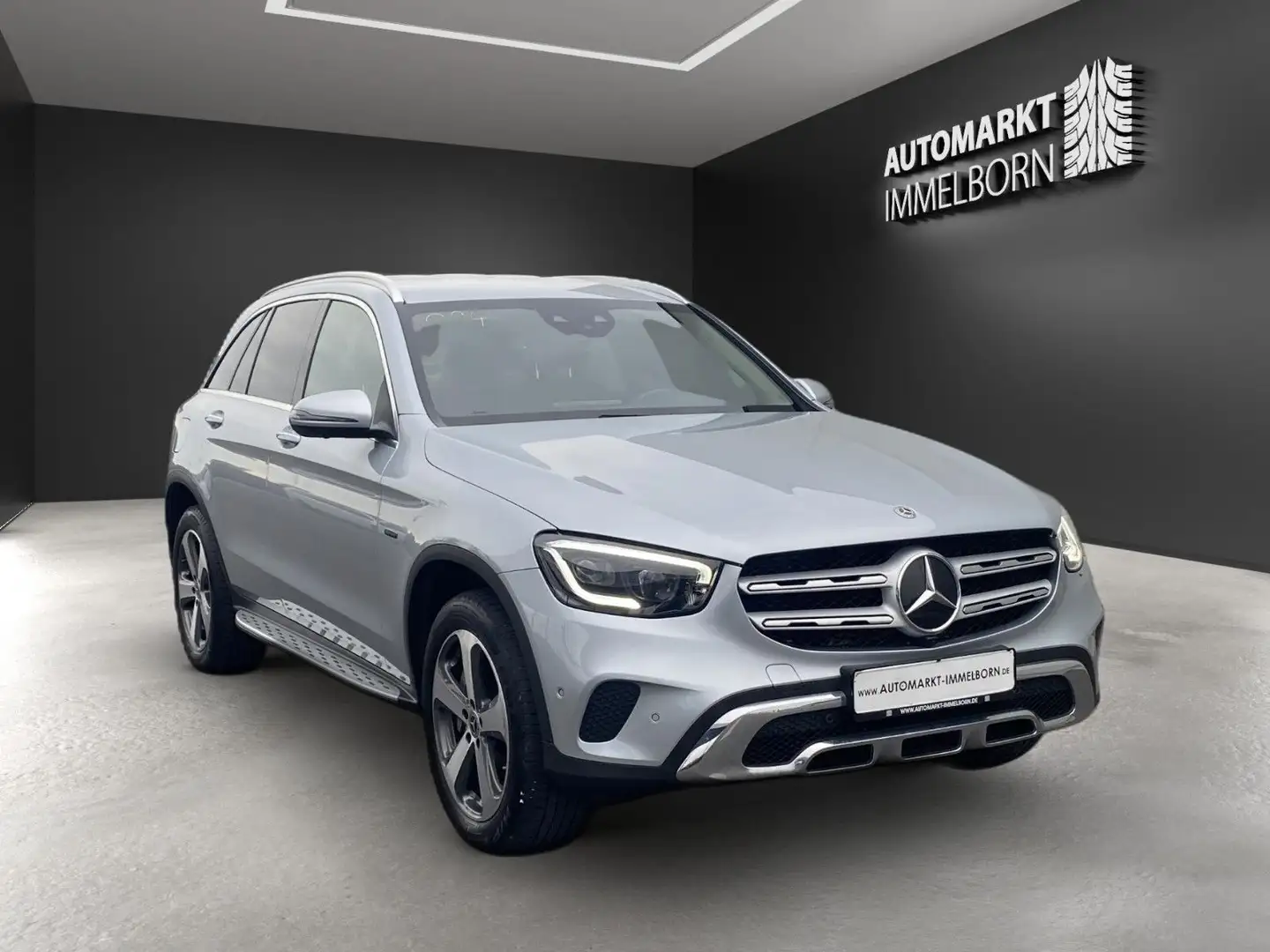 Mercedes-Benz GLC 300 e 19*Virtual*HUD*Sound*4SH*360°*Mbeam*TV Silber - 2