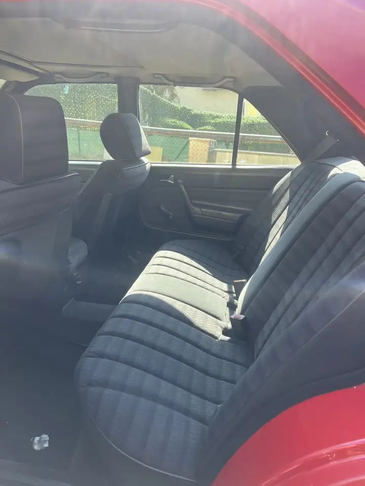 Mercedes-Benz 190 E, foto 5