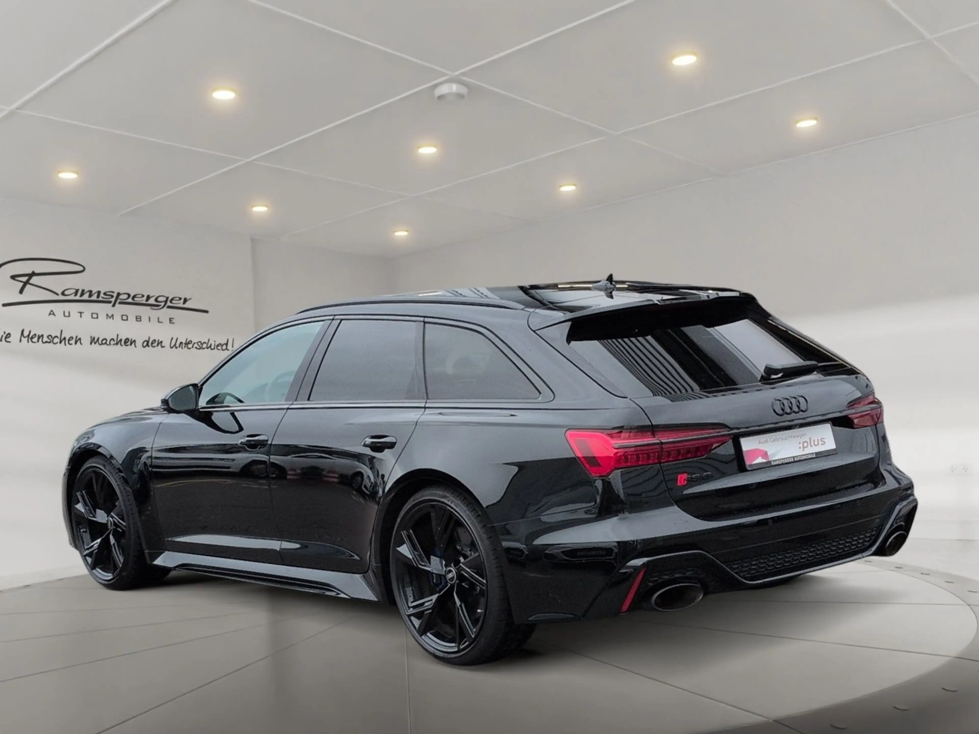 Audi RS6 Laser HuD Pano Stdhz Keramik Dynamik+ — photo 5