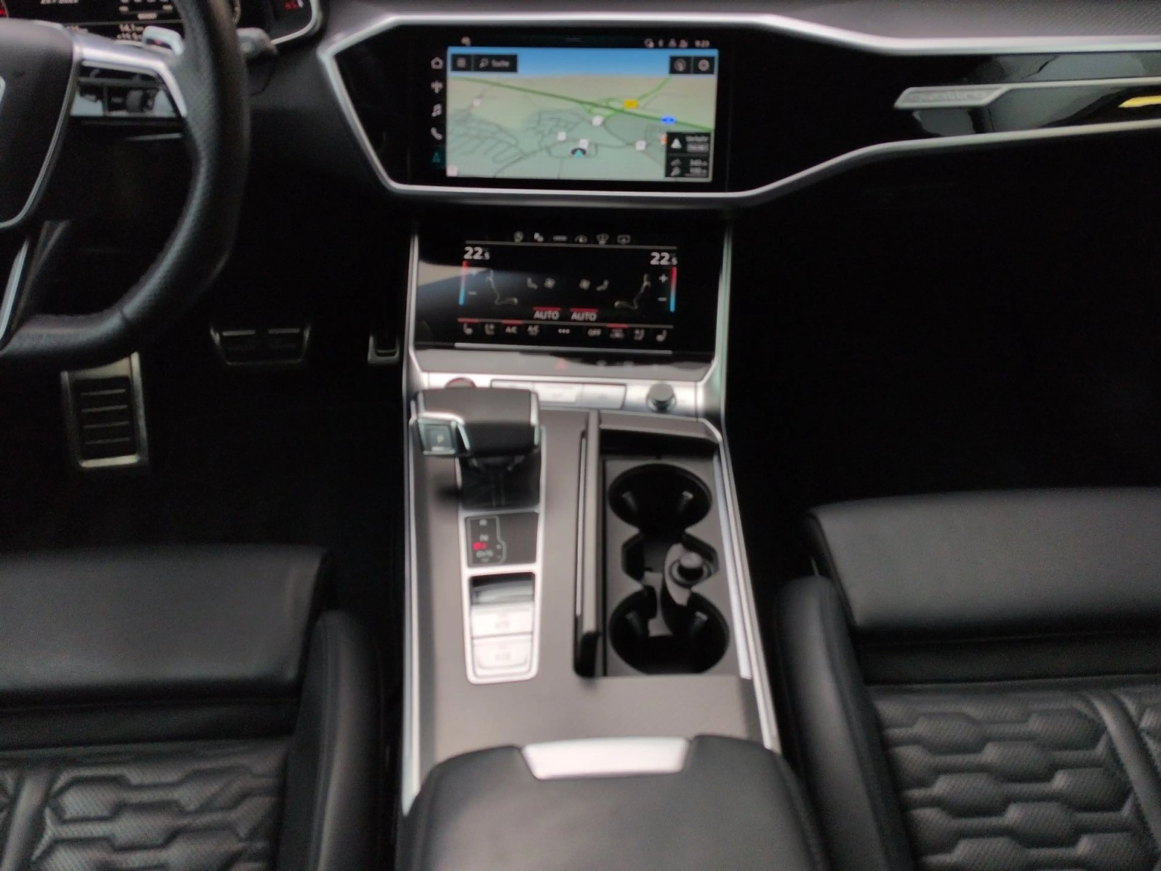 Audi RS6 Laser HuD Pano Stdhz Keramik Dynamik+ — photo 12