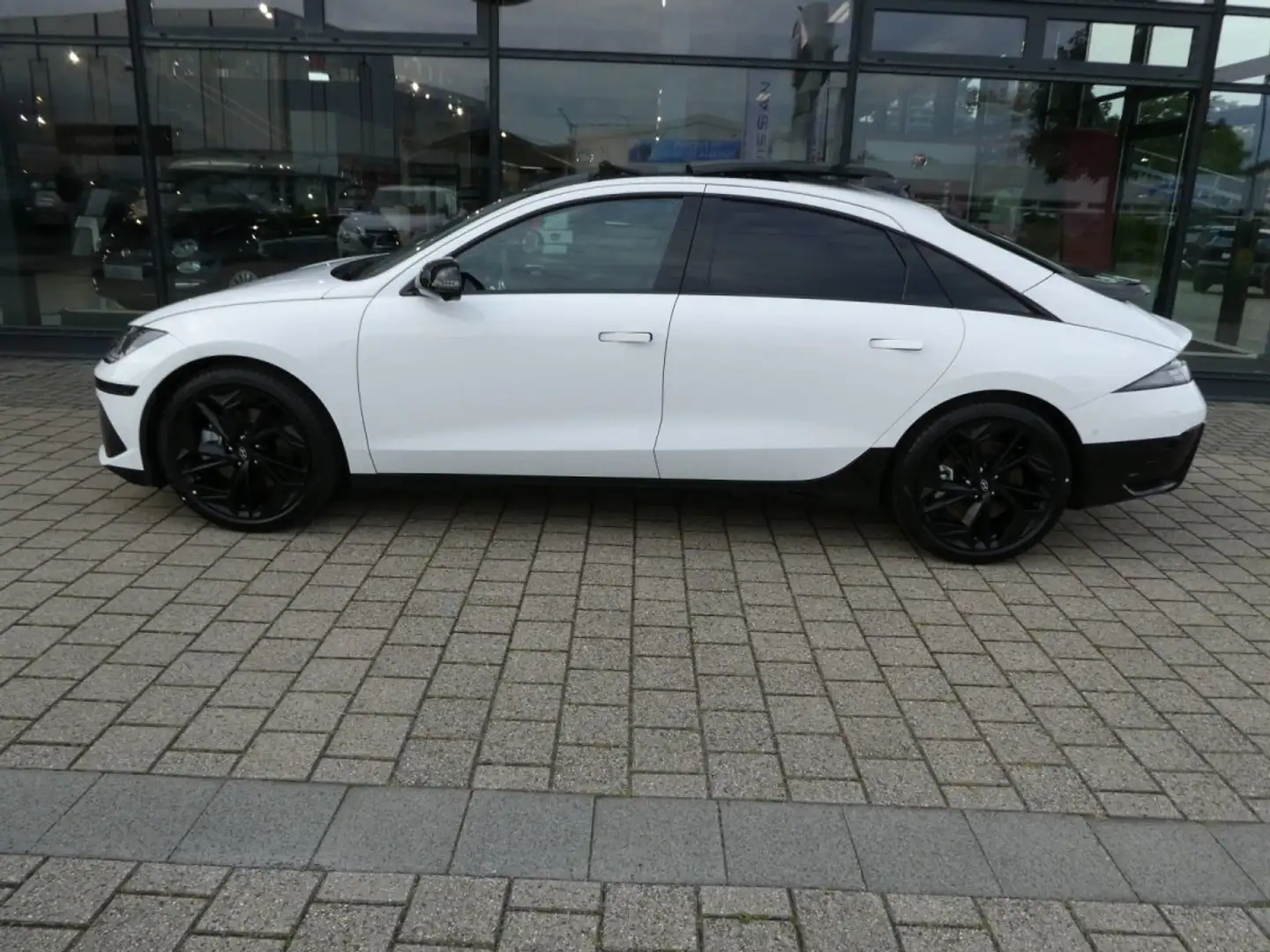 Hyundai IONIQ 6 6 First Edition 77,4KWh 4WD*Pano* Weiß - 2