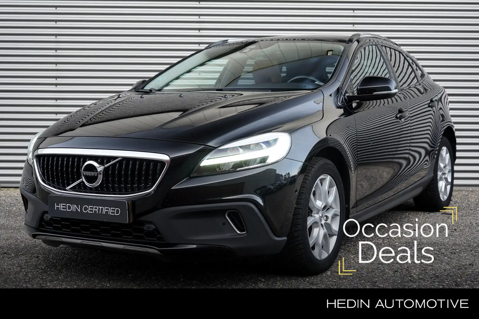 Volvo V40 Cross Country T3 Automaat Polar+ Luxury | Lederen bekleding | Pa Noir - 1