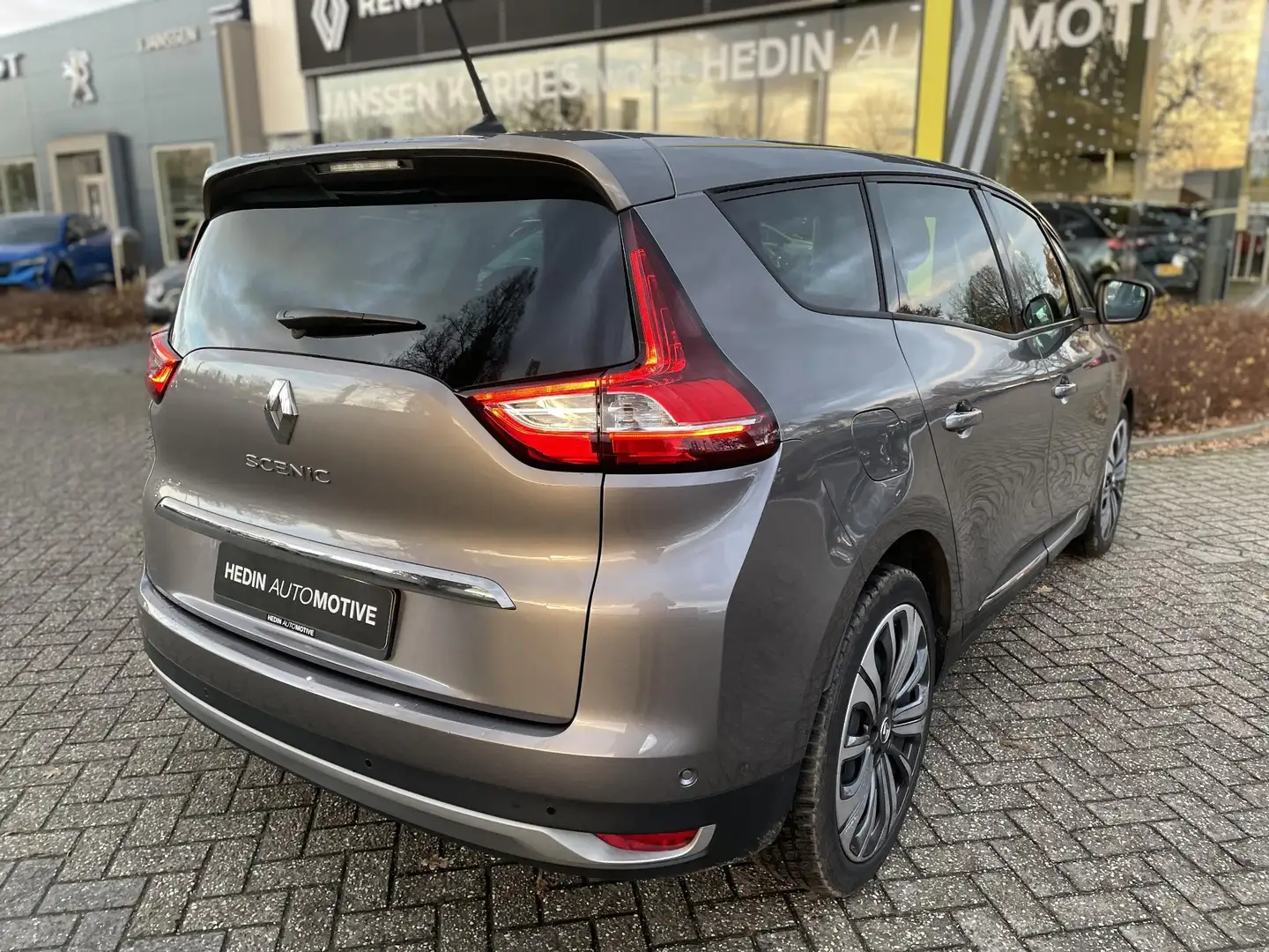Renault Grand Scenic 140pk Automaat | Adapt Cruise | Carplay/Android Au Grijs - 2