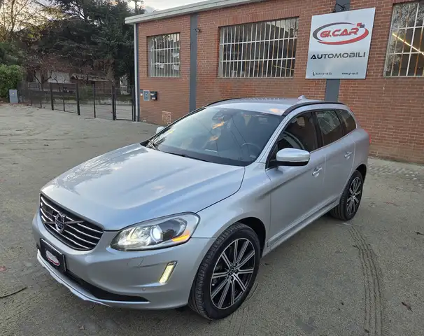 Volvo XC60 2.0 d4 Momentum 181cv geartronic