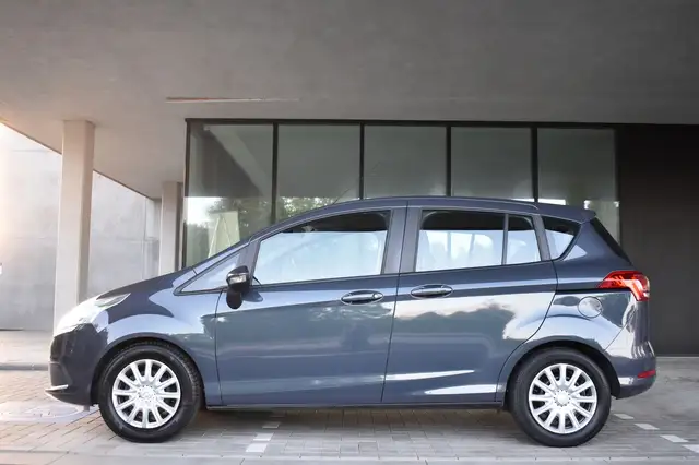 Ford B-Max view 4