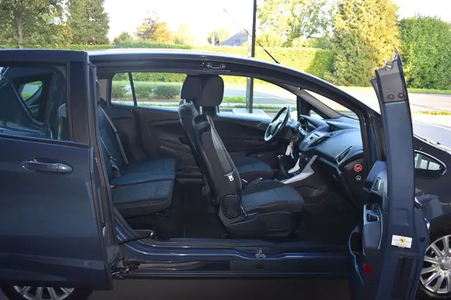 Ford B-Max view 15