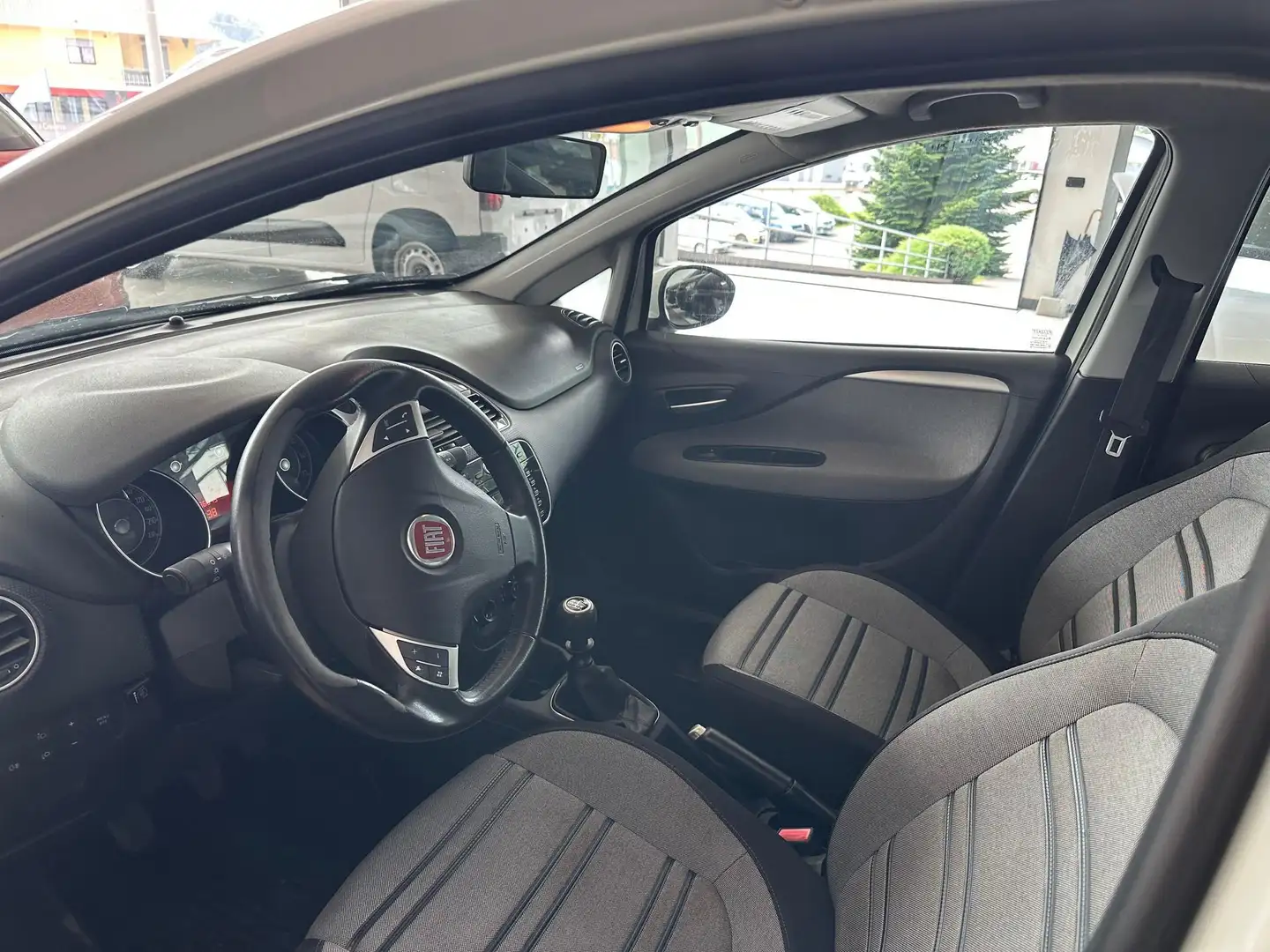 Fiat Punto Evo 1.4 5 porte Dynamic GPL Bianco - 2