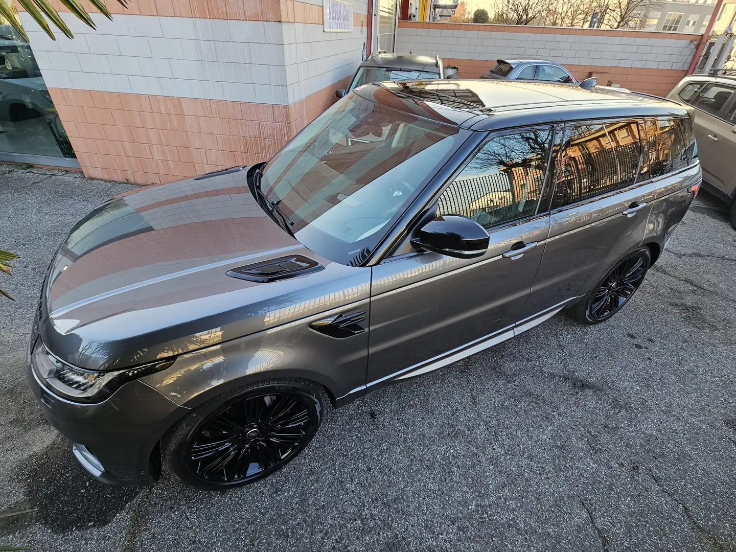 Land Rover Range Rover Sport Range Rover Sport 3.0 tdV6 HSE auto R-Dynamic Silber - 1