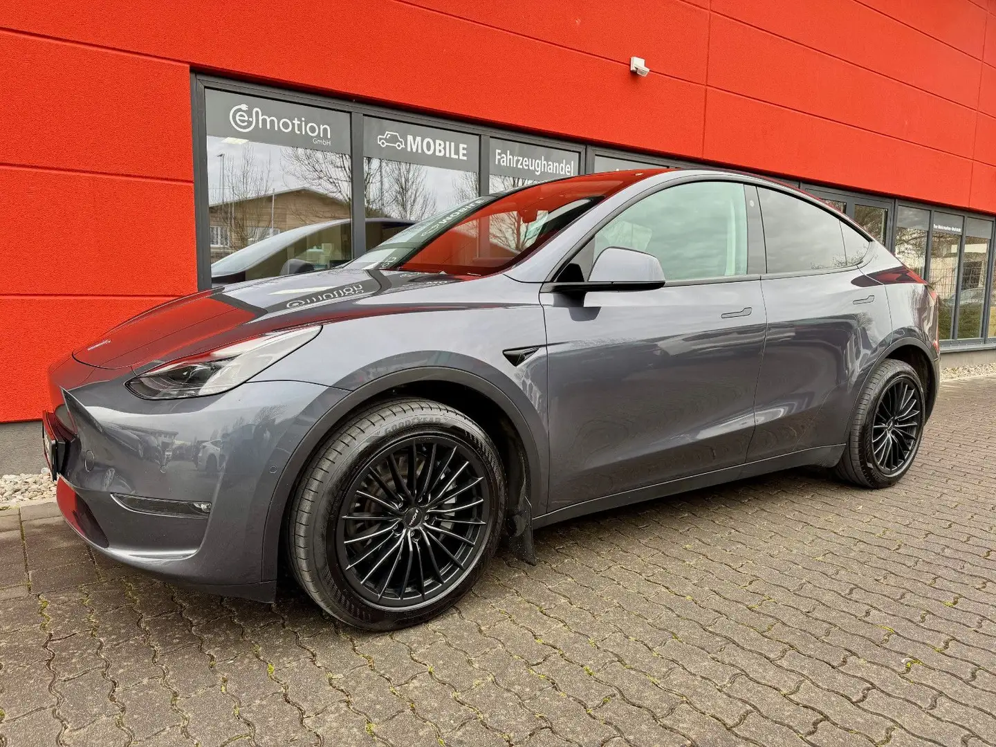 Tesla Model Y Long Range AWD*Boost*VAT deductible* Gris - 1