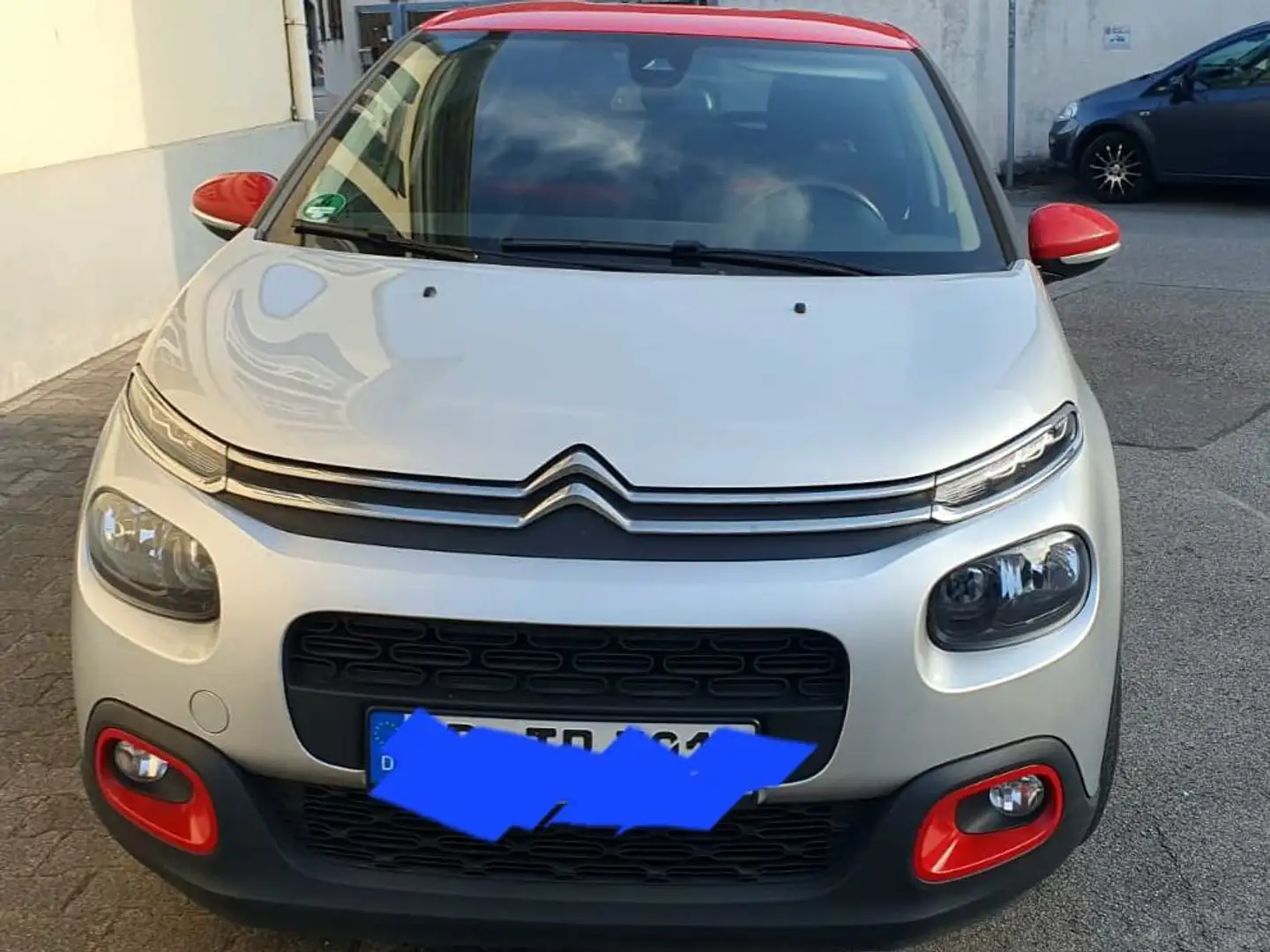 Citroen C3 C3 Pure Tech 110 S Grau - 1