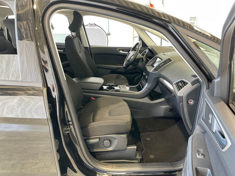 Ford S-Max 2.0 EcoBlue SpoSi BLIS Key LED Navi — photo 9