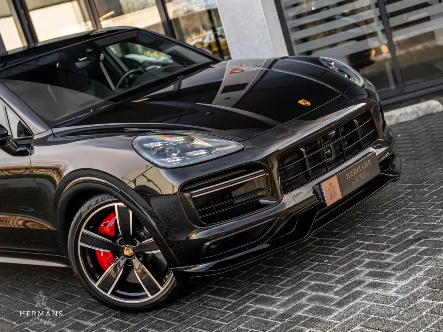 Porsche Cayenne Coupé 4.0 Turbo S E-Hybrid / Burmester / HUD / Tow Schwarz - 2
