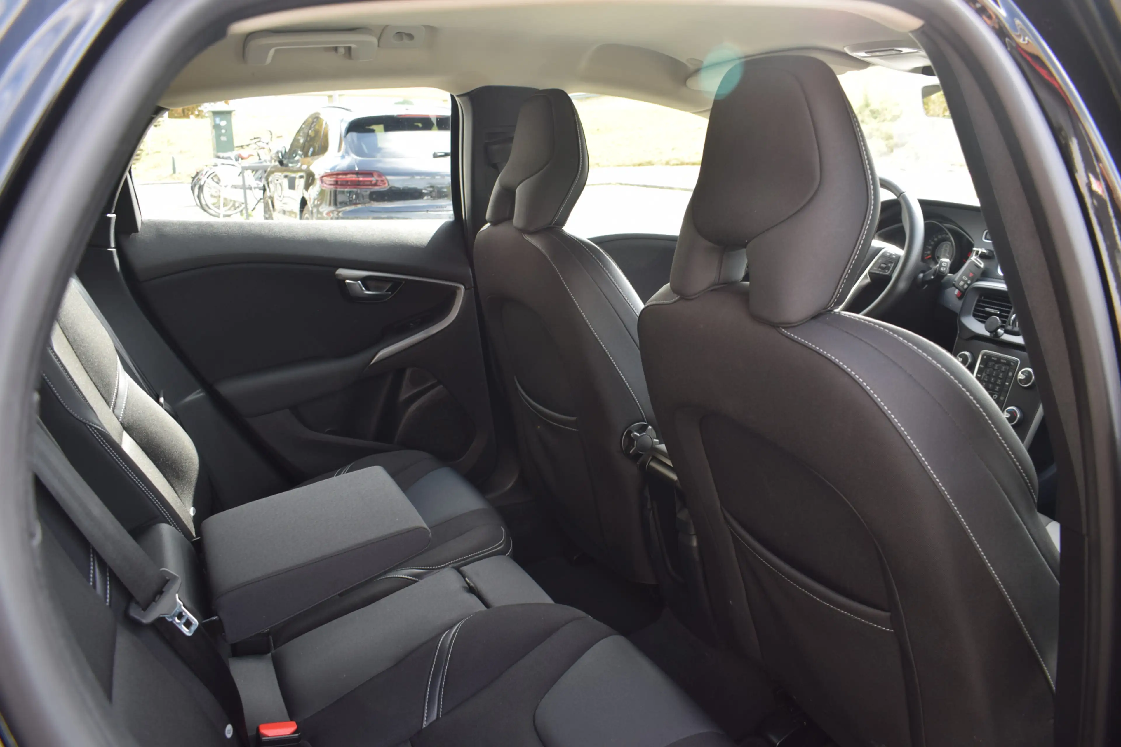 Volvo V40 2.0 T2 Inscription 103.914 — photo 17