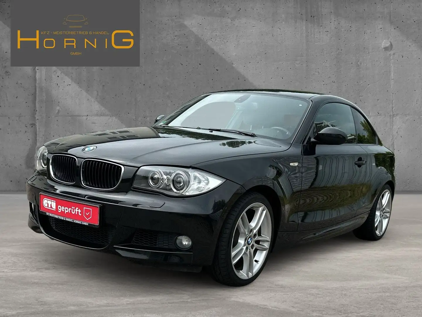 BMW 120 d Coupe | M Sport | BMW Individual Schwarz - 1