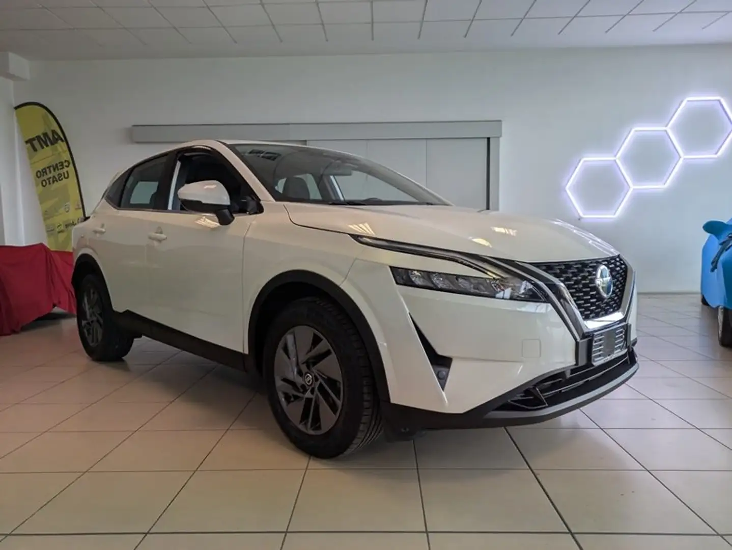 Nissan Qashqai Qashqai 1.3 mhev 140cv Bianco - 1