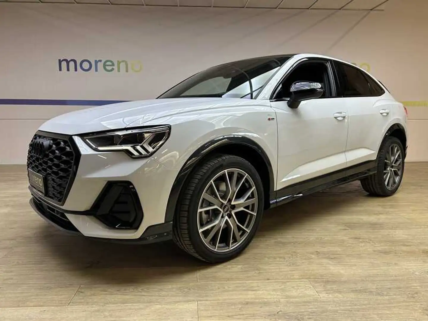 Audi Q3 Sportback 40 2.0 tdi S line Black Line Edition qua Bianco - 1