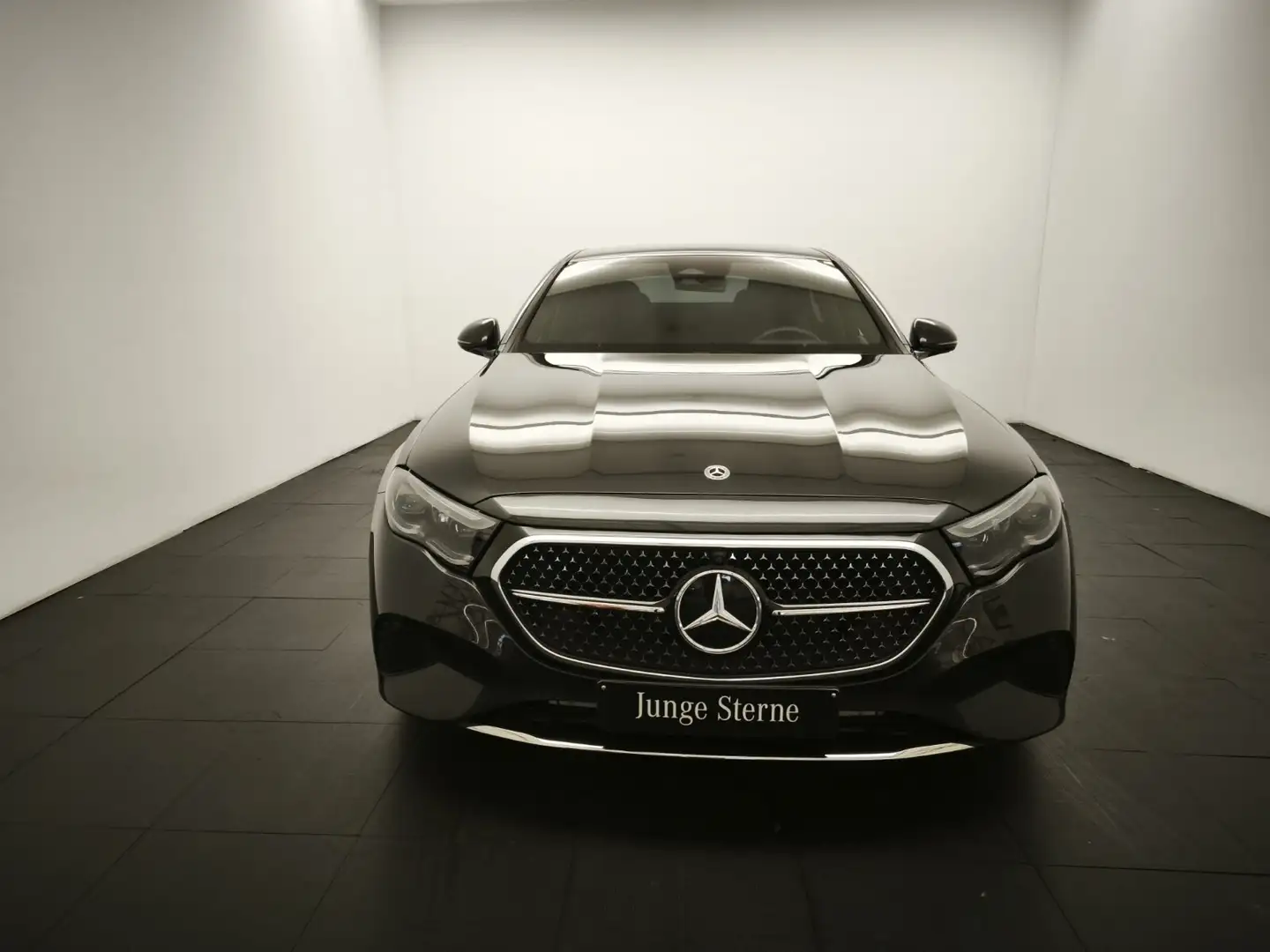 Mercedes-Benz E 300 E 300 e Avantgarde Advanced+ DigiLight Sitzklima Grau - 2