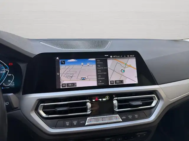 BMW 3 Series view 13