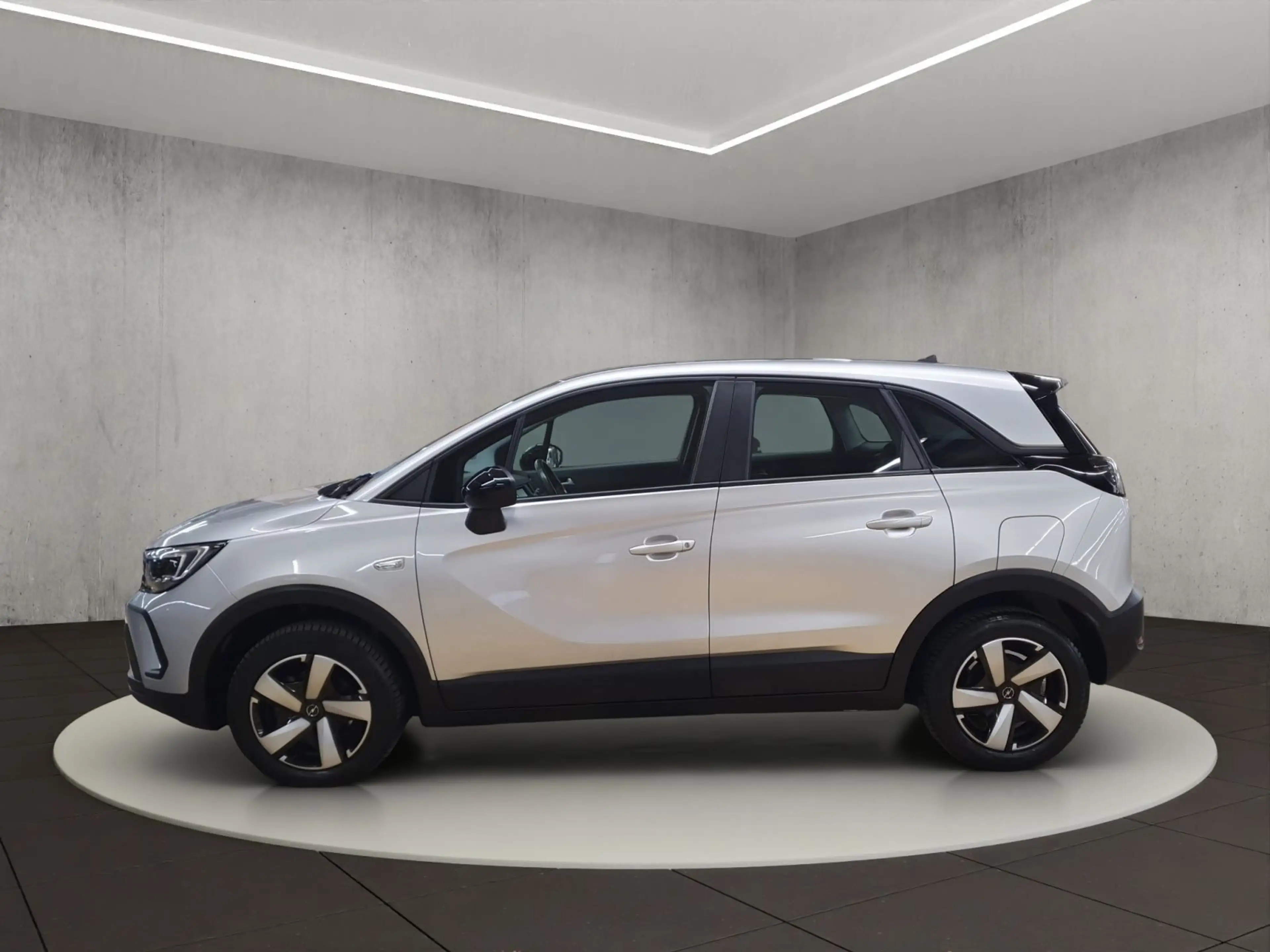 Opel Crossland Enjoy 1.2 Turbo, Automatik, Sitzheizun — photo 2