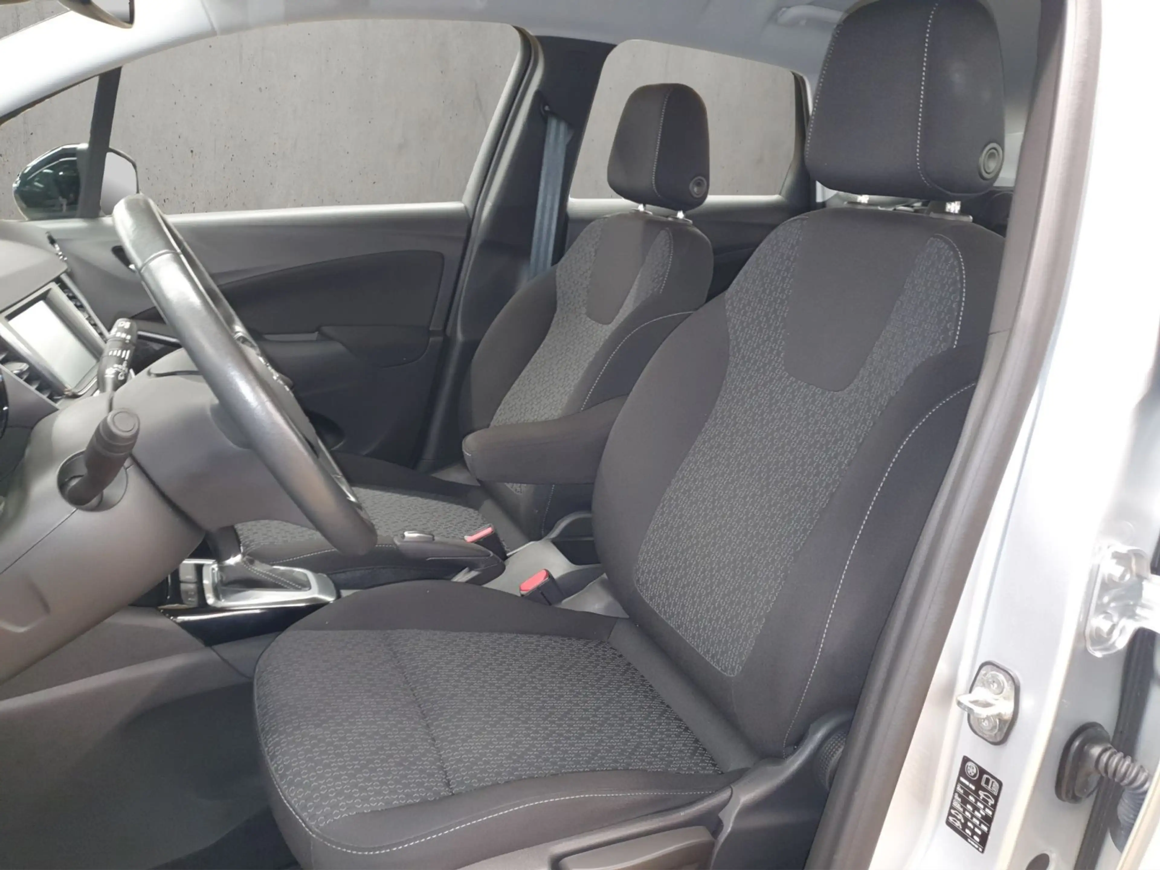 Opel Crossland Enjoy 1.2 Turbo, Automatik, Sitzheizun — photo 9