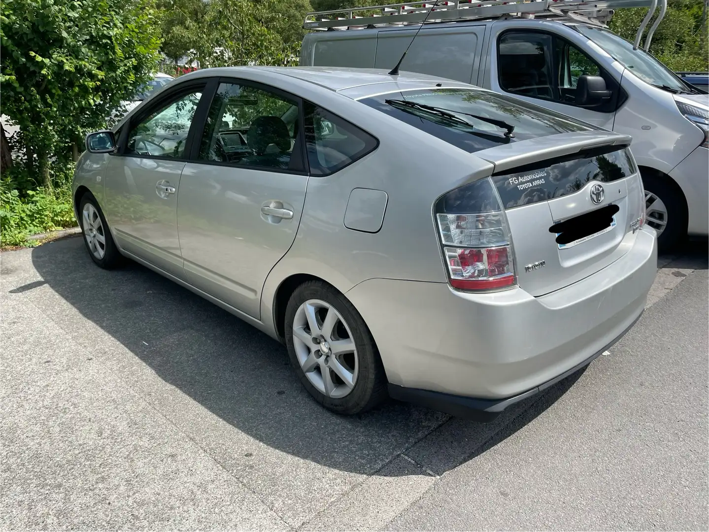 Toyota Prius - 2